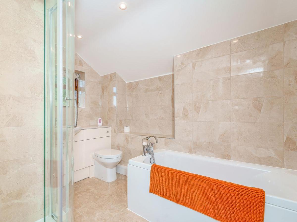 Rhiew Banc Villa Aberhafesp Екстериор снимка